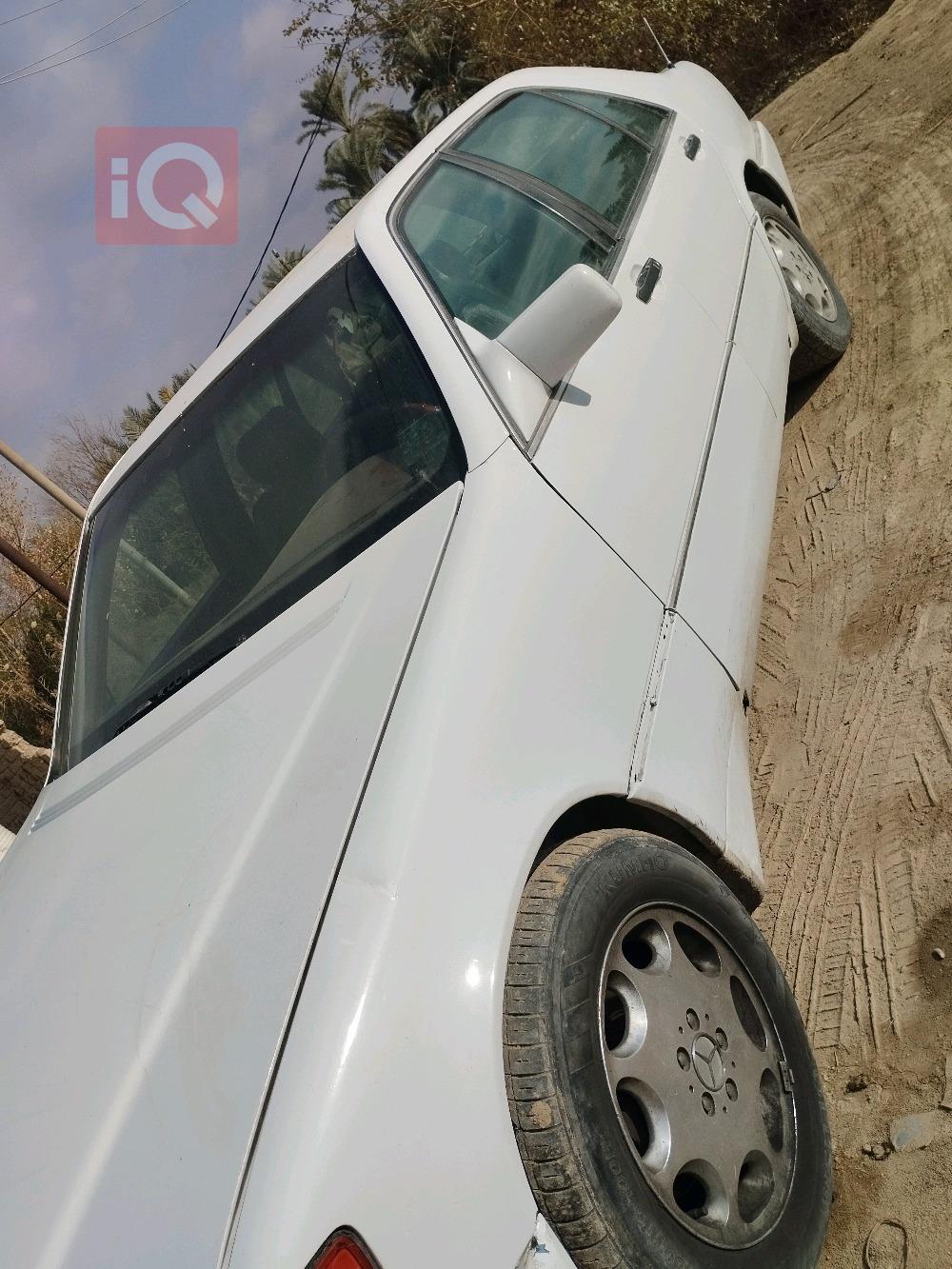 مرسيدس بنز E-Class